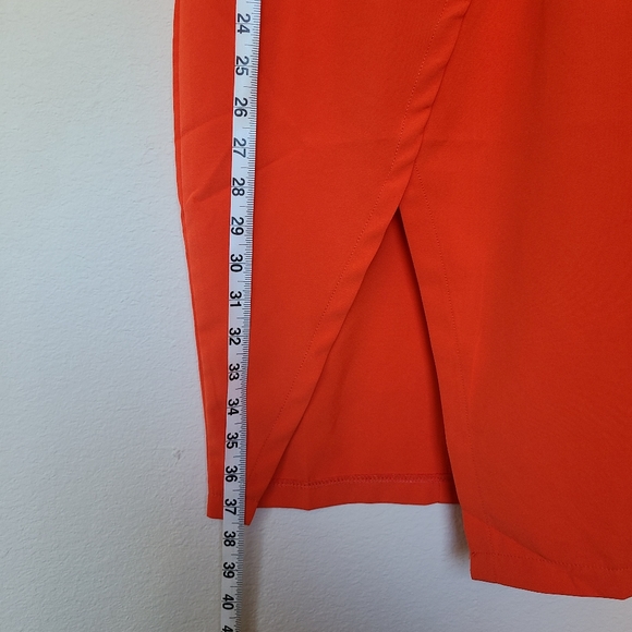 ◇Shareen collections halter dress w/ slit size 8◇ - Picture 9 of 10